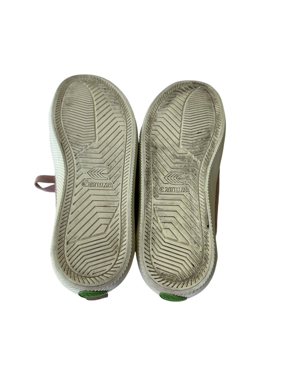Cariuma Women's Dusty Pink Suede Low-Top Sneakers - Picture 8 of 9